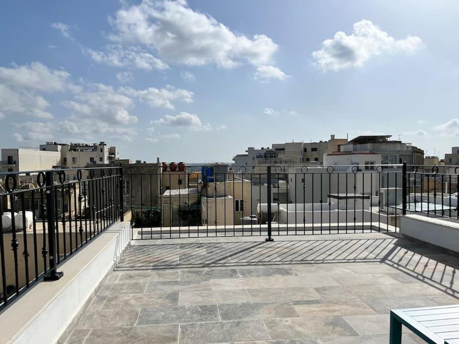 Beautiful 4-Bedroom Townhouse In Sliema Eksteriør billede